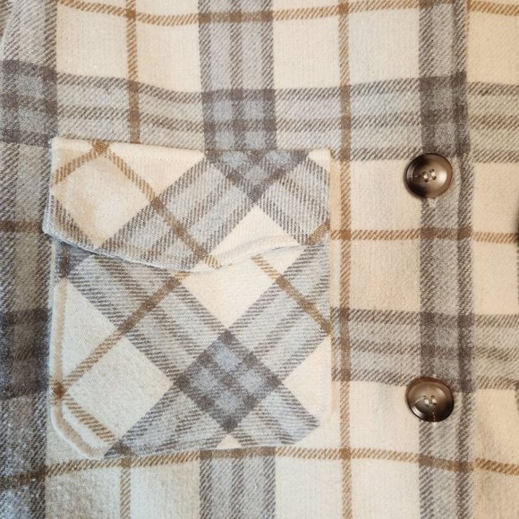 Hem & Thread Plaid Shacket Tan and Gray Wool Blend Women's Size Medium - Picture 6 of 8